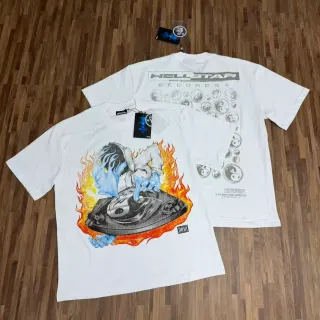 تي شيرت أبيض Hellstar Records بطباعة جرافيك