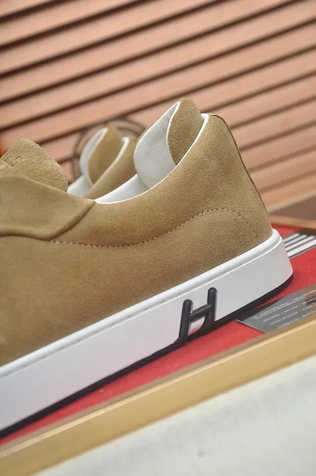 Hermès Beige White Suede Upper Cupsole Lifestyle Sneakers 2