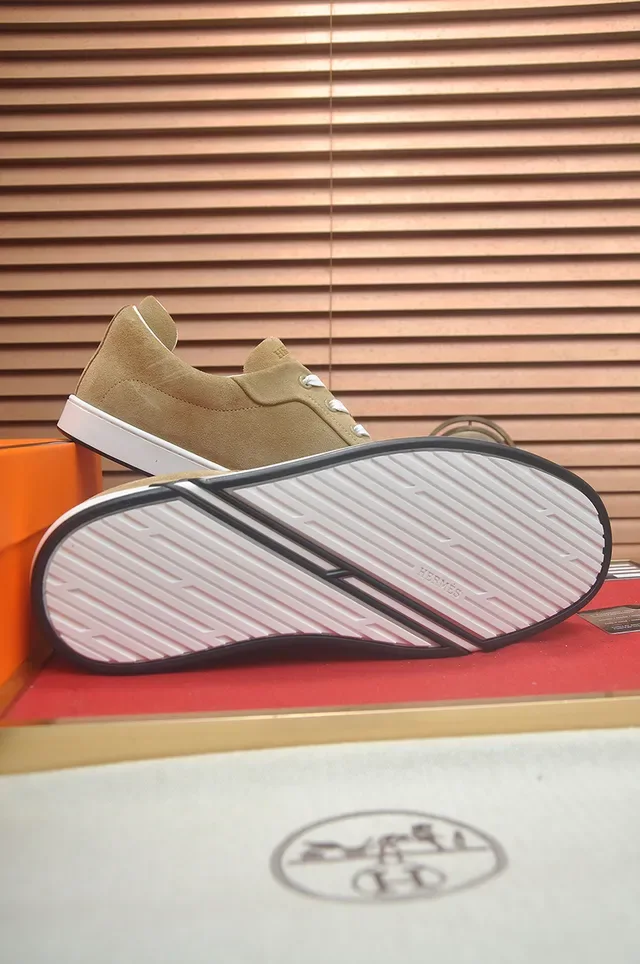 Hermès Beige White Suede Upper Cupsole Lifestyle Sneakers 3