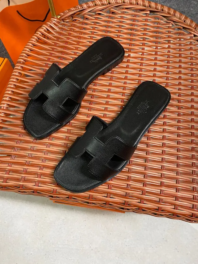 Hermès Black H-Shaped Strap Textured Leather Slippers 3