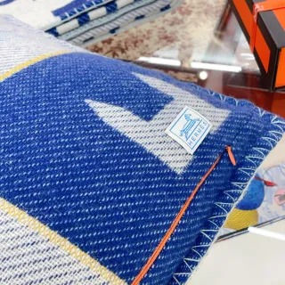 Hermès नीलम सफेद बुना ऊनी बनावट ज्यामितिक स्टार मोटिफ स्कार्फ