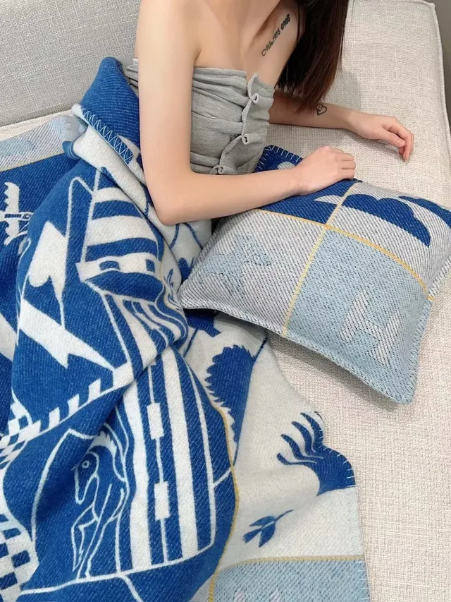 Hermès Bleu Blanc Tissé Laine Texturé Motif Géométrique Étoile Écharpe 3
