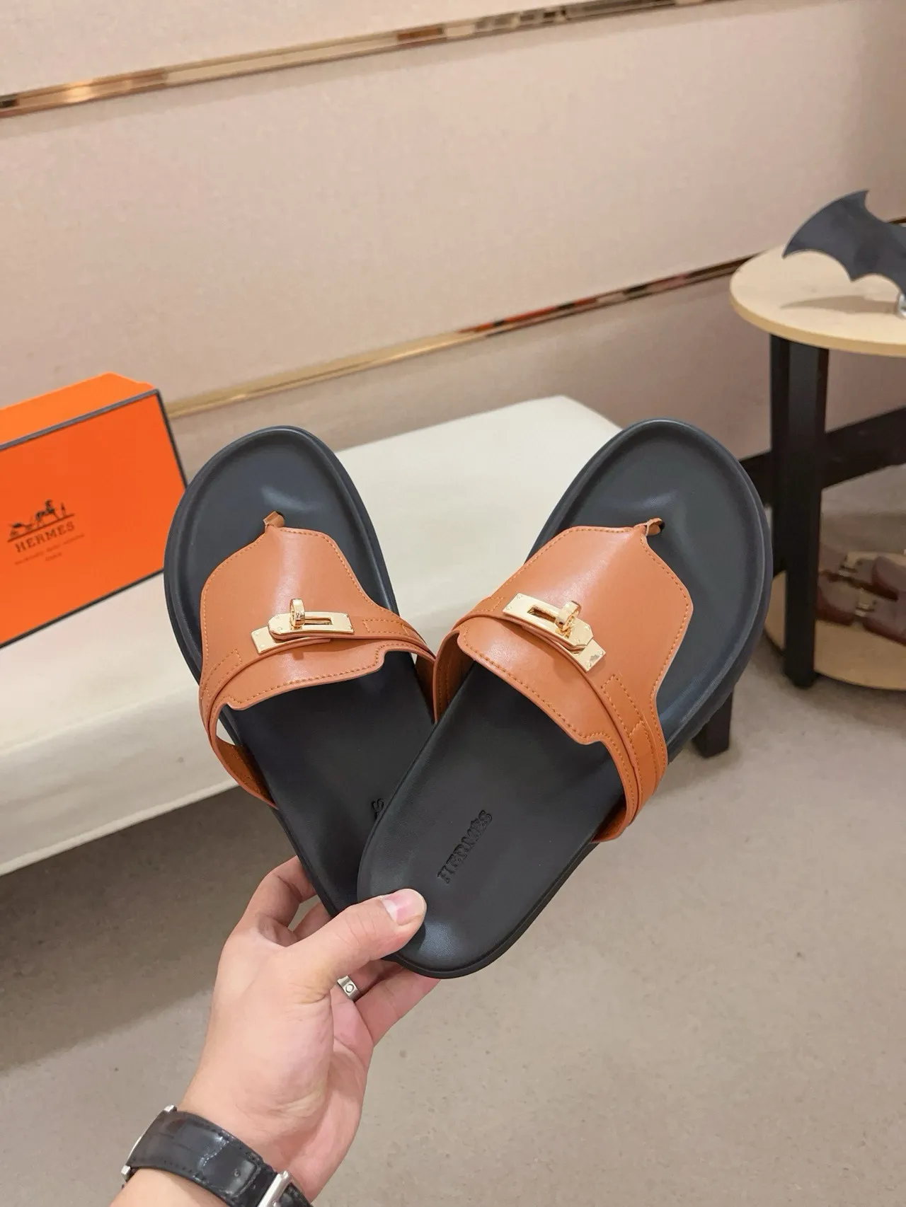 Hermès Brown Black Tan Leather Thong Strap Gold-Tone H Hardware Slippers 5