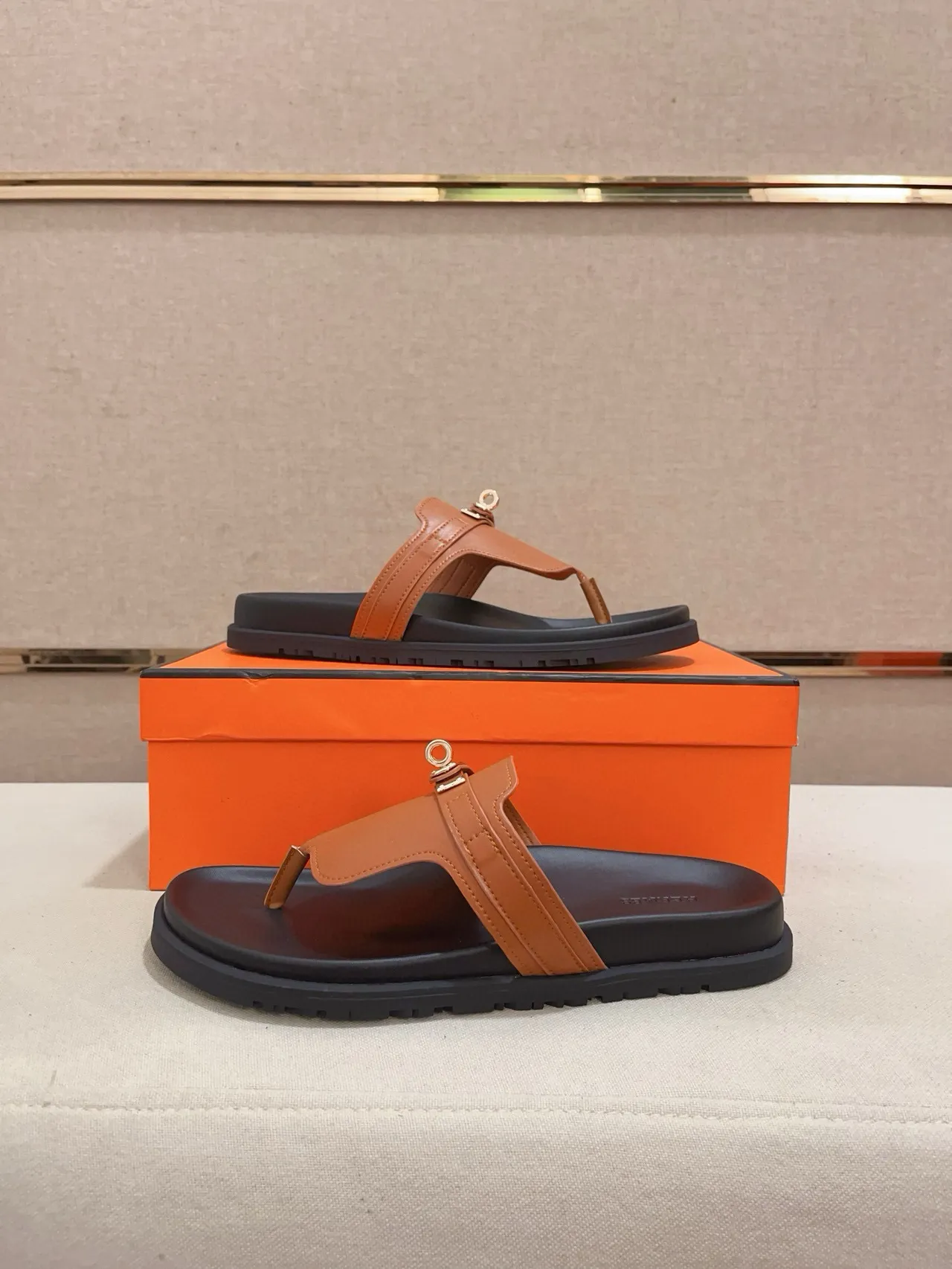 Hermès Brown Black Tan Leather Thong Strap Gold-Tone H Hardware Slippers 7