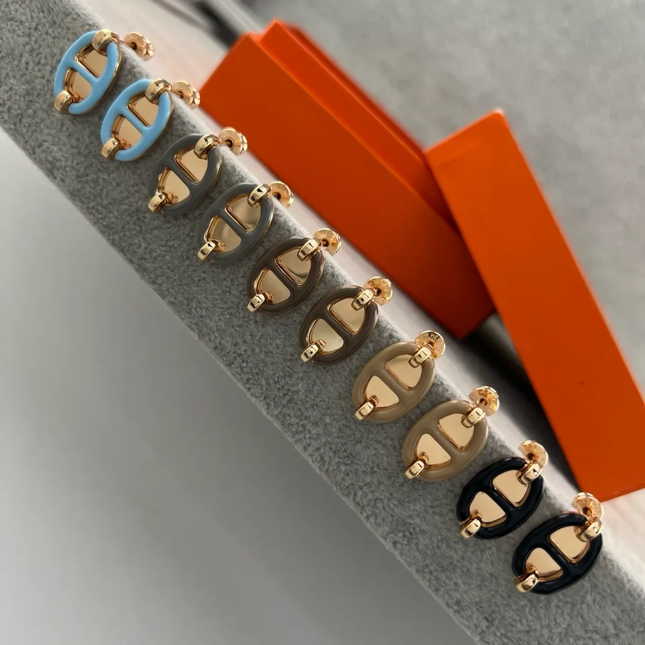Hermès Chaine d'Ancre Enamel Double-H Stud Earrings 4