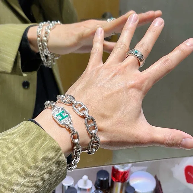 Hermès Chaîne d'Ancre Pulseira de elos de corrente prateado verde com esmalte medalhão H 9