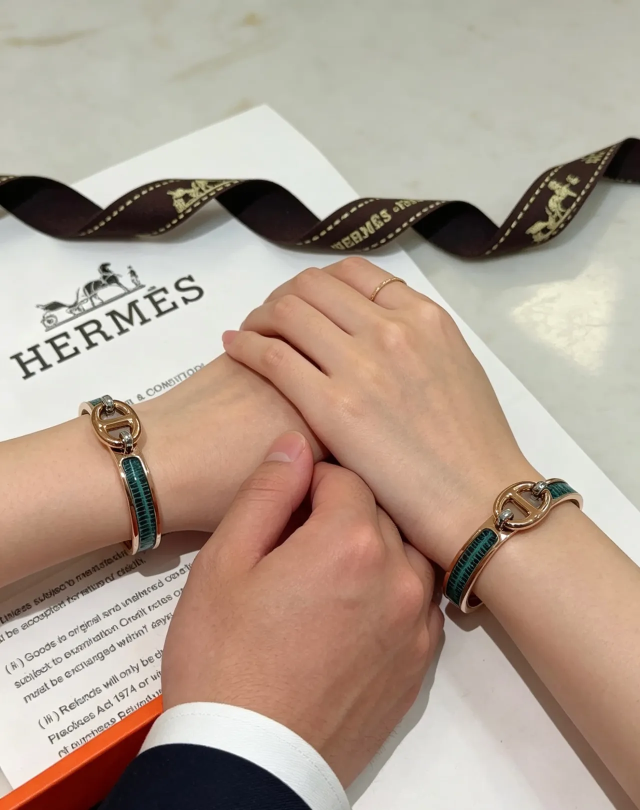 Hermès Clic H Gold Green Toggle Clasp Rose Metal Bracelet 6