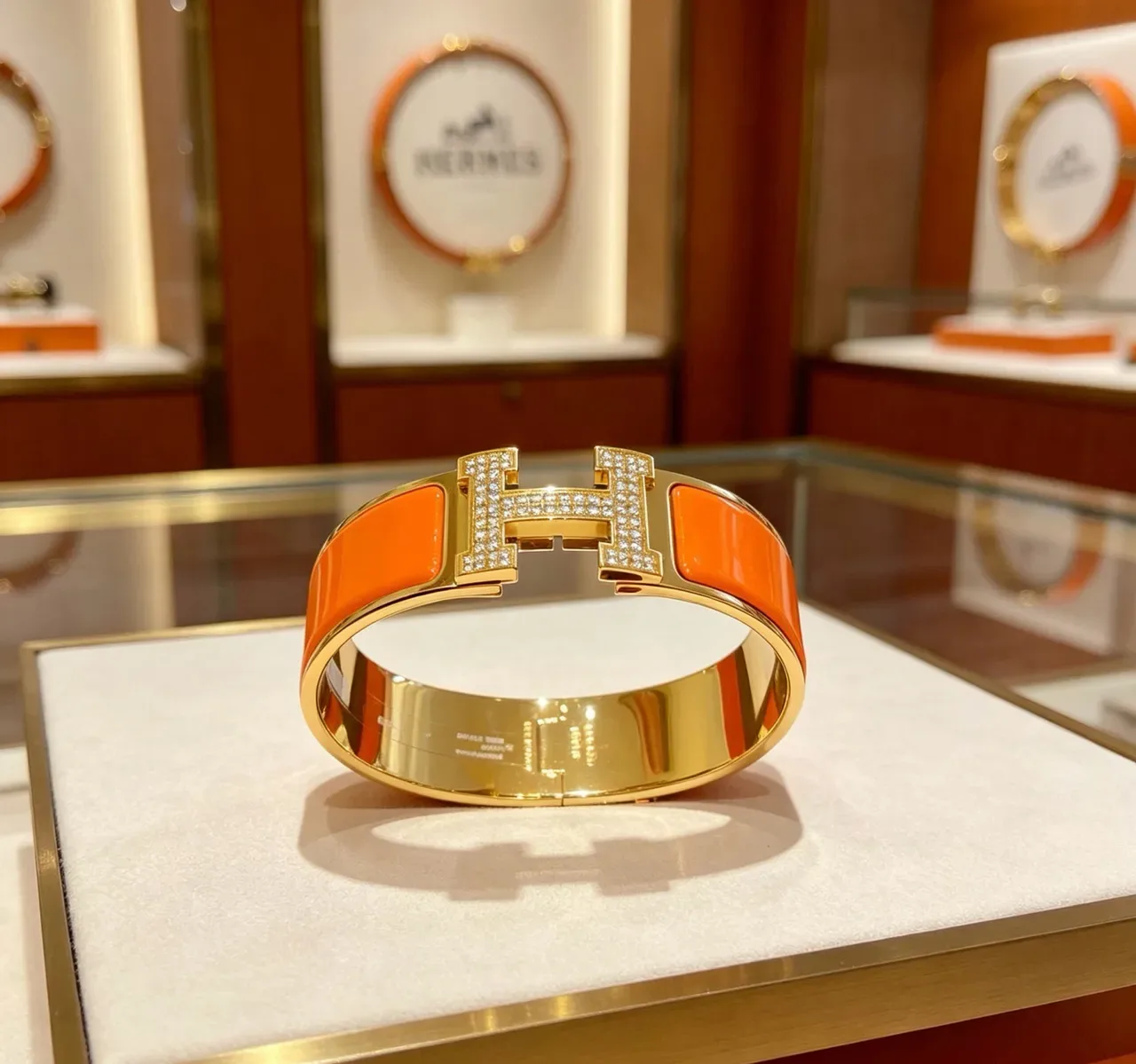 Bracelet Hermès Clic H Orange Émaillé Cristaux Pavés Or 4