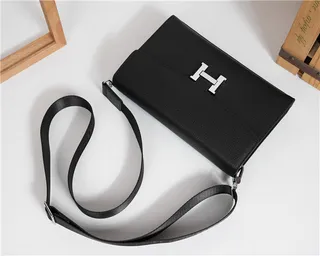 Hermès Constance Brown Beige Pebbled Leather H-Shaped Metal Clasp Messenger Bag 16