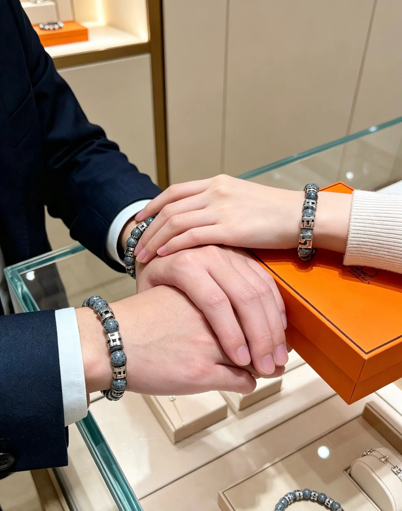 Hermès Gray Black Beaded Stone And Metal Bracelet 3