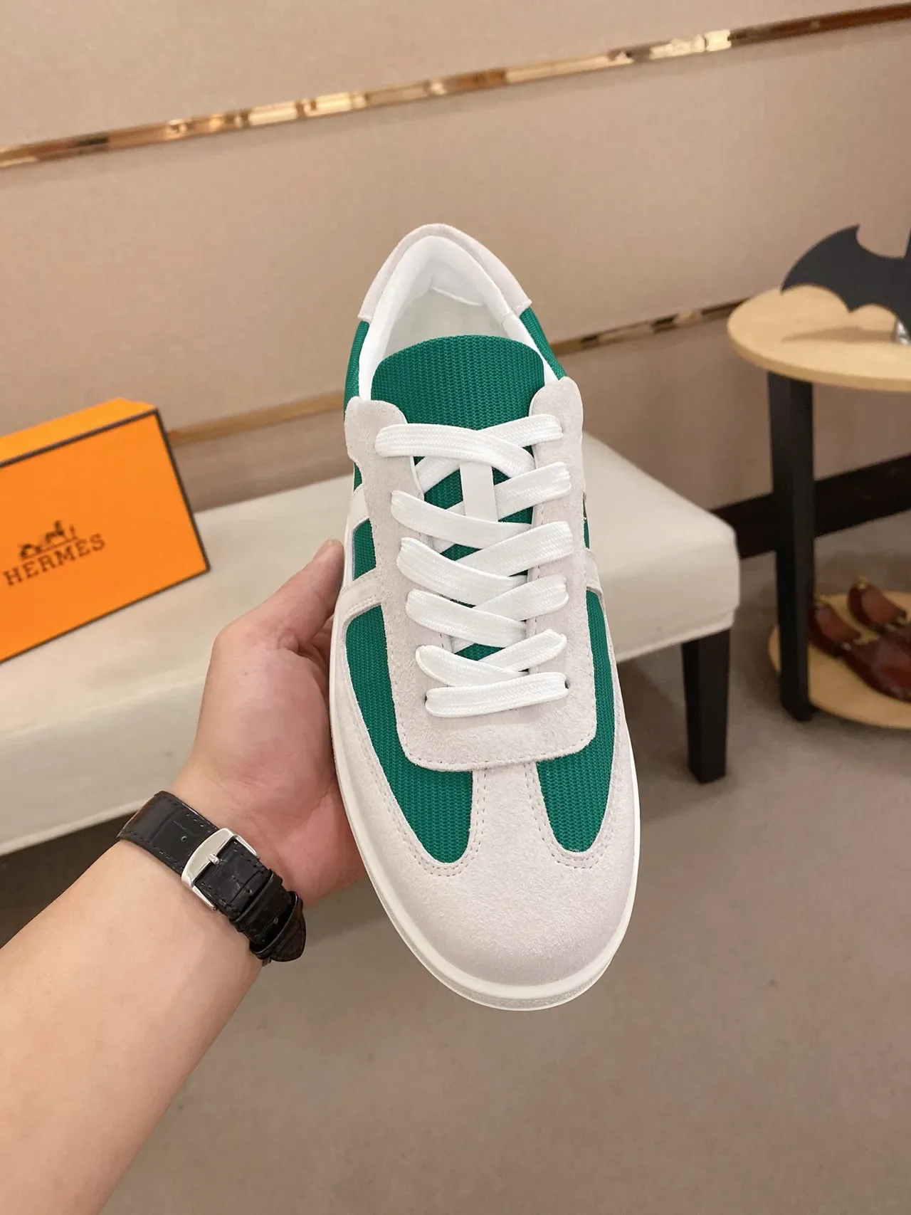 Hermès H-Sneaker Blanc et Vert Émeraude Lifestyle Sneakers 2