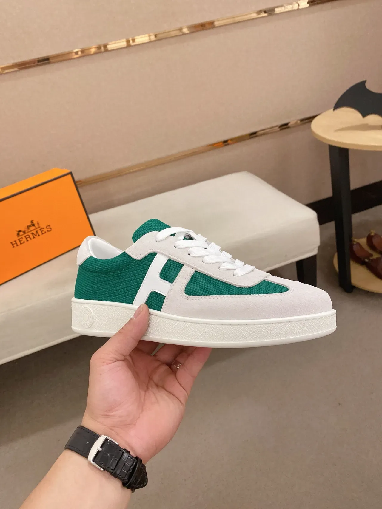 Hermès H-Sneaker Blanc et Vert Émeraude Lifestyle Sneakers 4