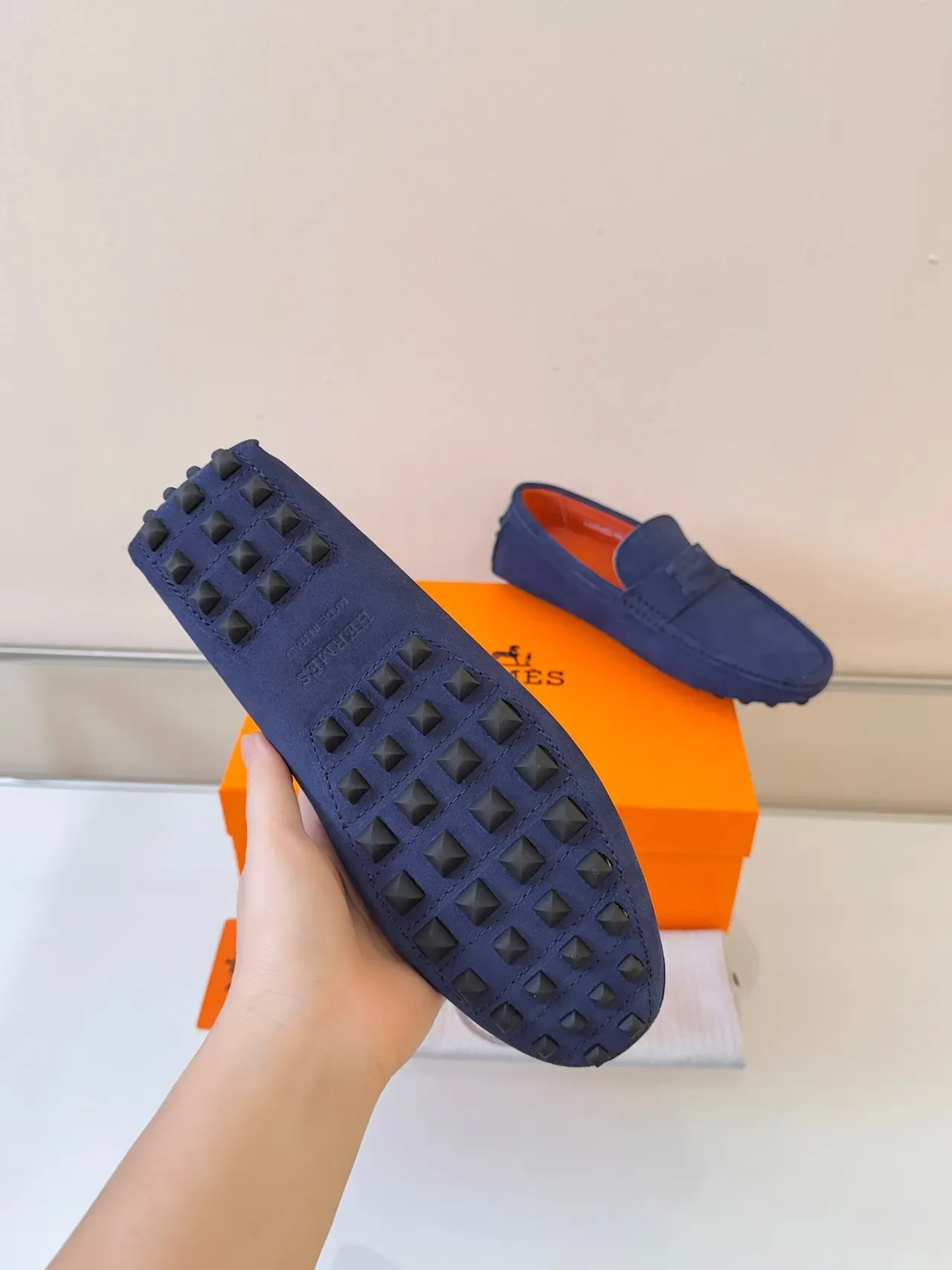 Hermès H-Strap Loafer Ante Navy Orange Detalle Superior 5