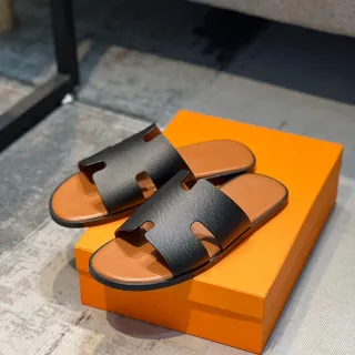 Hermès Oran Black and Tan Leather Slippers