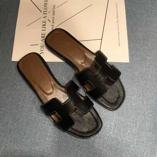 Hermès Oran Black Leather H-Strap Slippers
