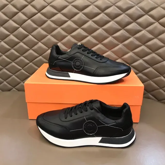 Hermès Oran Sneakers Lifestyle Cuir Noir Médaillon 8