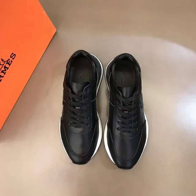 Hermès Oran Sneakers Lifestyle Cuir Noir Médaillon 9