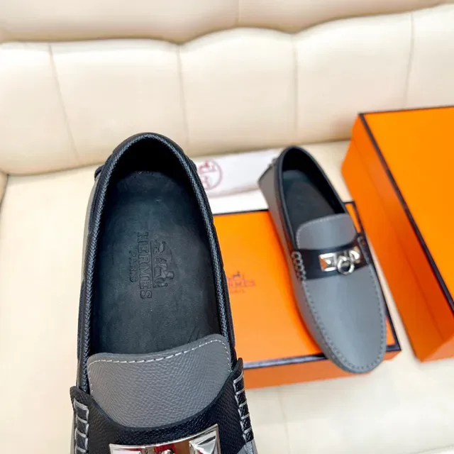 Hermès Oran Gray Black Epsom Leather Strap Loafer 2