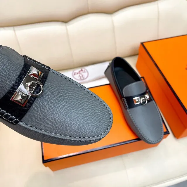 Hermès Oran Gray Black Epsom Leather Strap Loafer 3