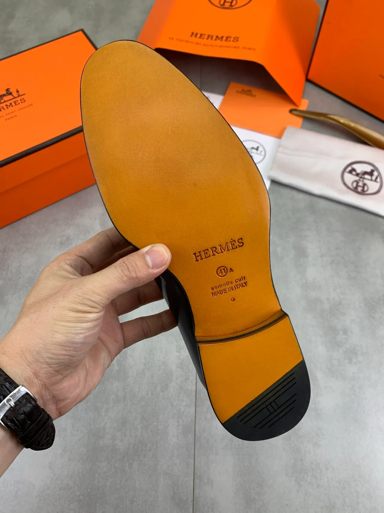 Hermès Oran Loafer Cuir patenté noir H-Buckle Loafer 3