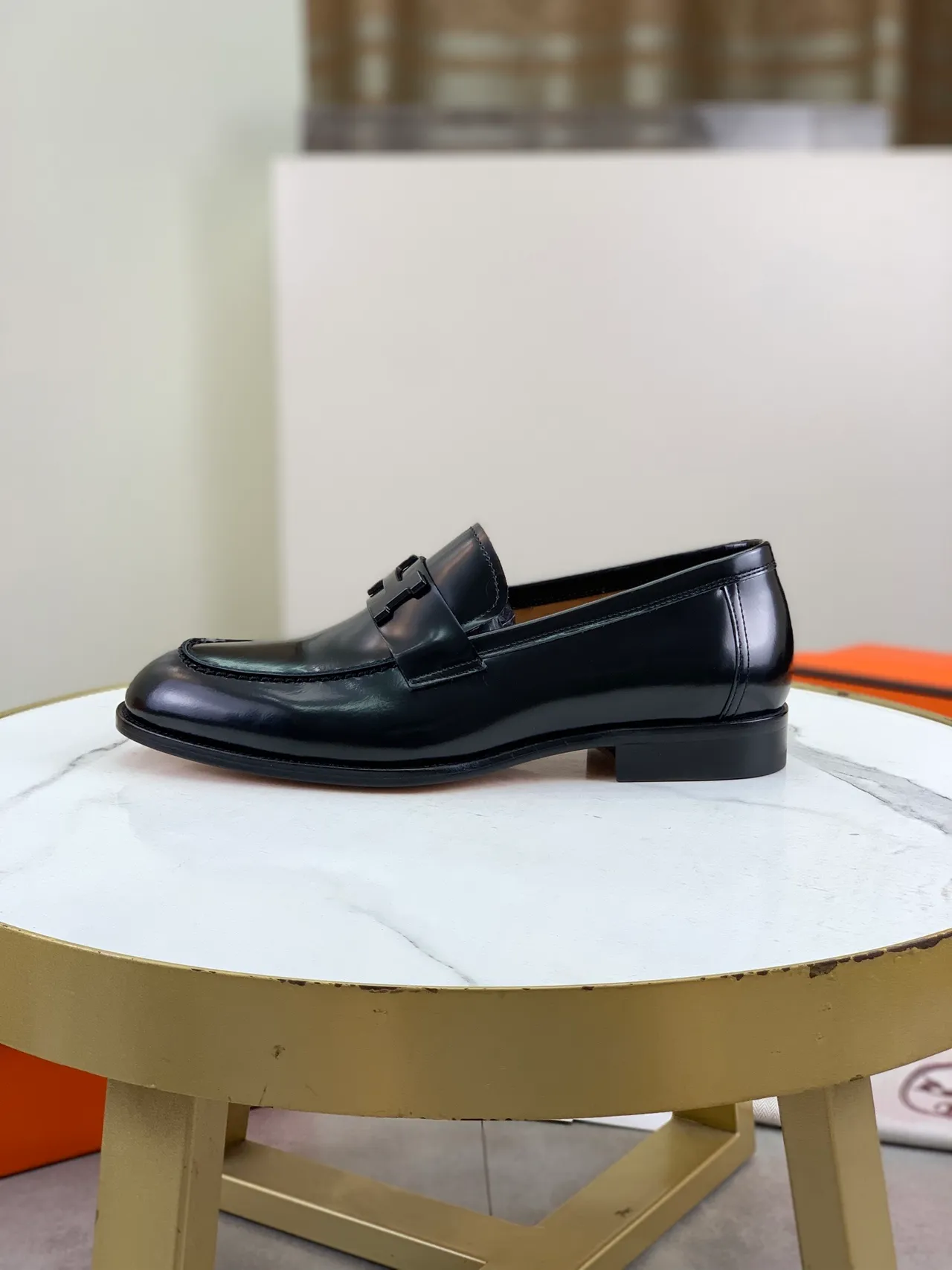 Hermès Oran Loafer Cuir patenté noir H-Buckle Loafer 6