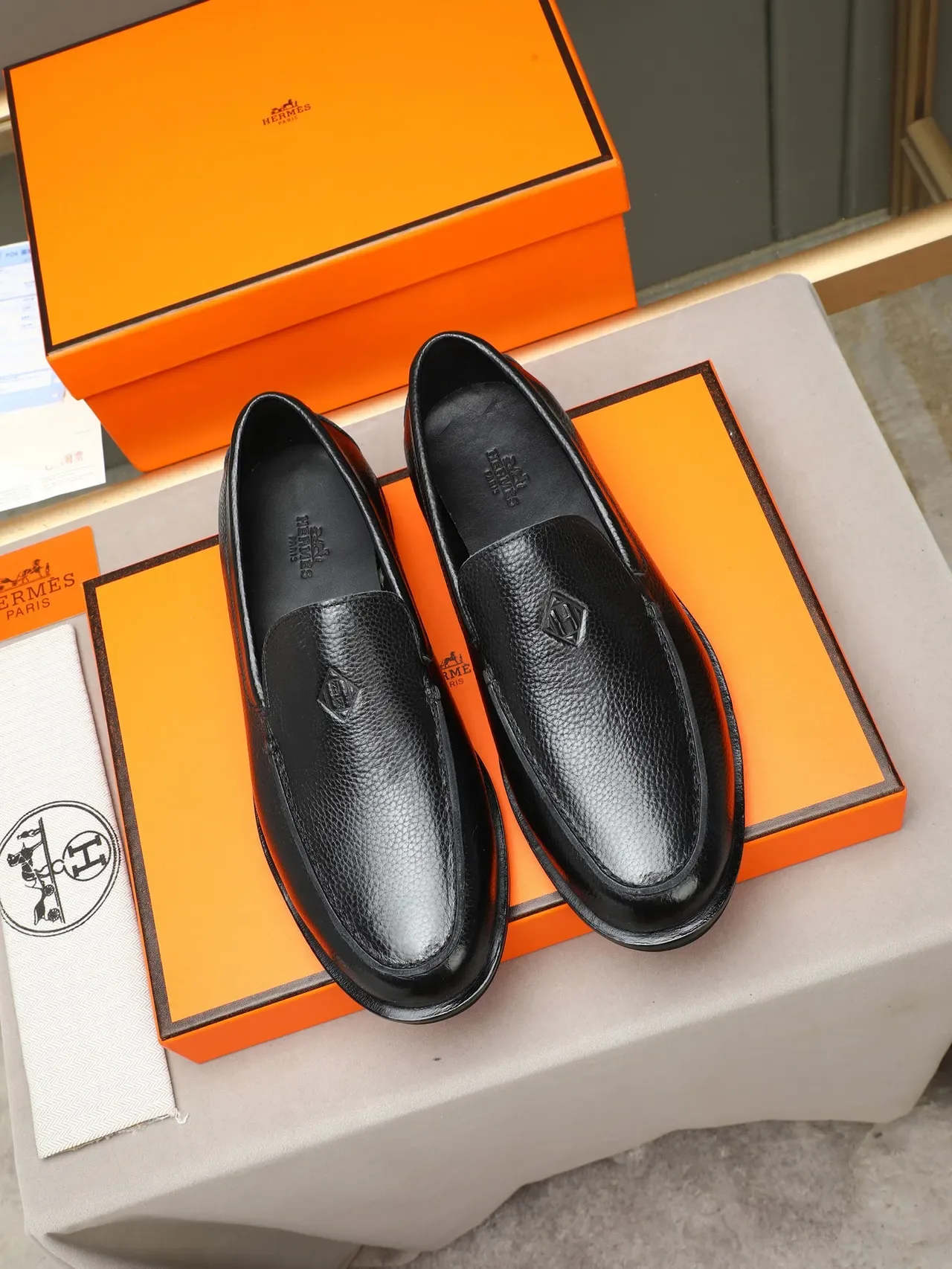 Hermès Oran لافر أسود جلد مقشر سلايب أون لافر 3