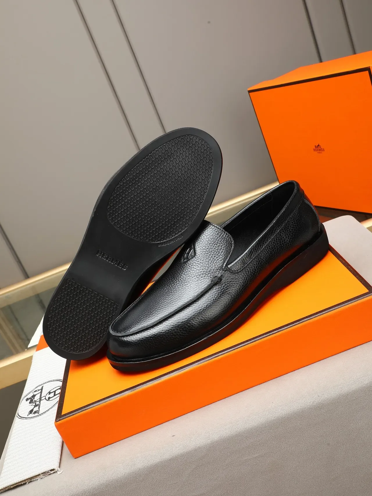 Hermès Oran لافر أسود جلد مقشر سلايب أون لافر 4