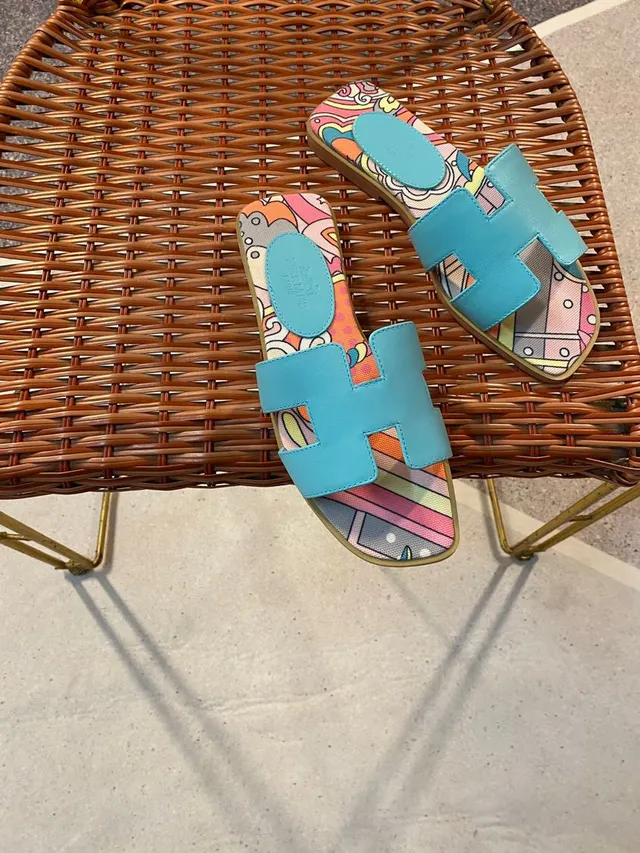 Hermès Oran Multicolor Printed Turquoise Leather Casual Sandals 1