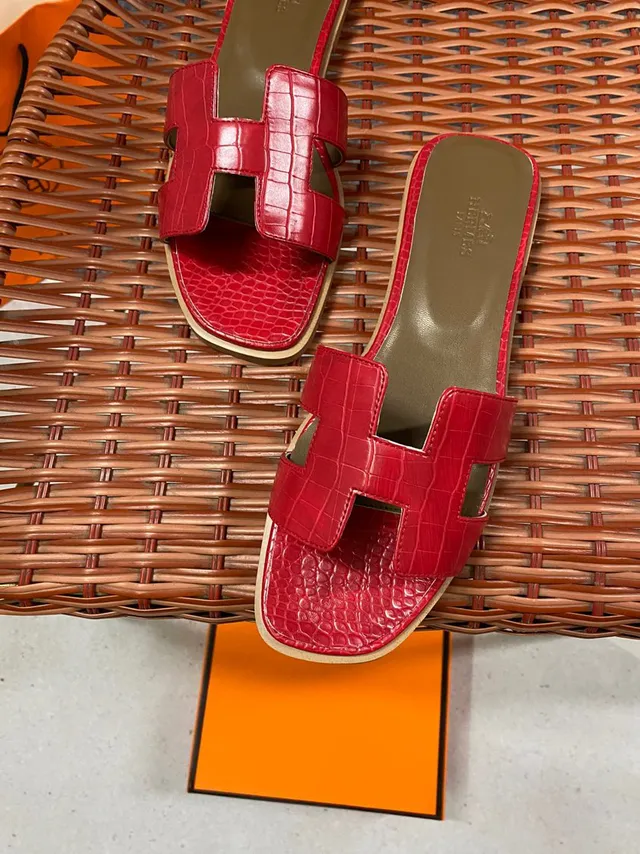 Hermès Oran Red Crocodile-Embossed Leather Slippers 3