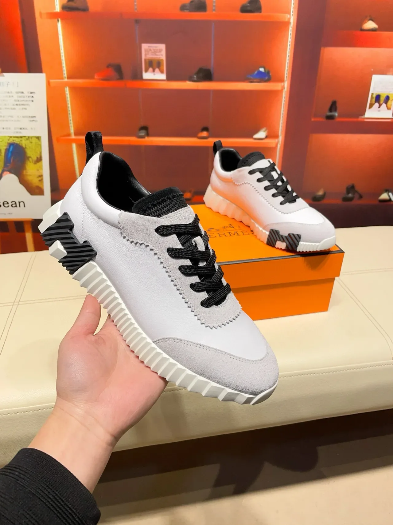 Hermès Oran সাদা এবং ধূসর লাইফস্টাইল স্নিকার 5