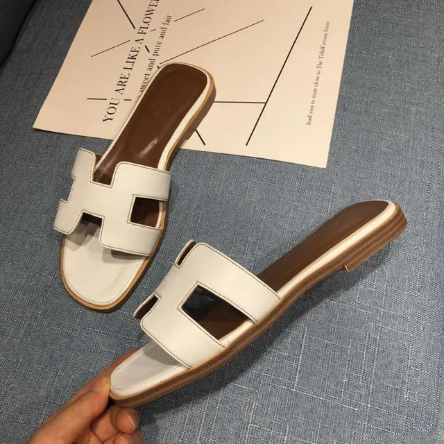 Hermès Oran White Leather H-Strap Slippers 3
