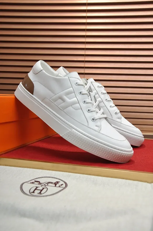 Hermès White Brown Leather Low-Top Quilted H-Stitching Sneakers 2