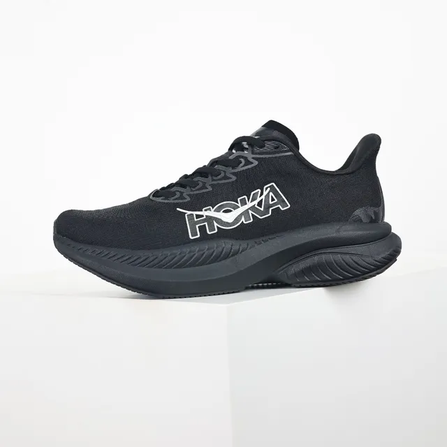 Hoka Noir Blanc Engineered Knit Upper Monocrome Chaussures de course 9