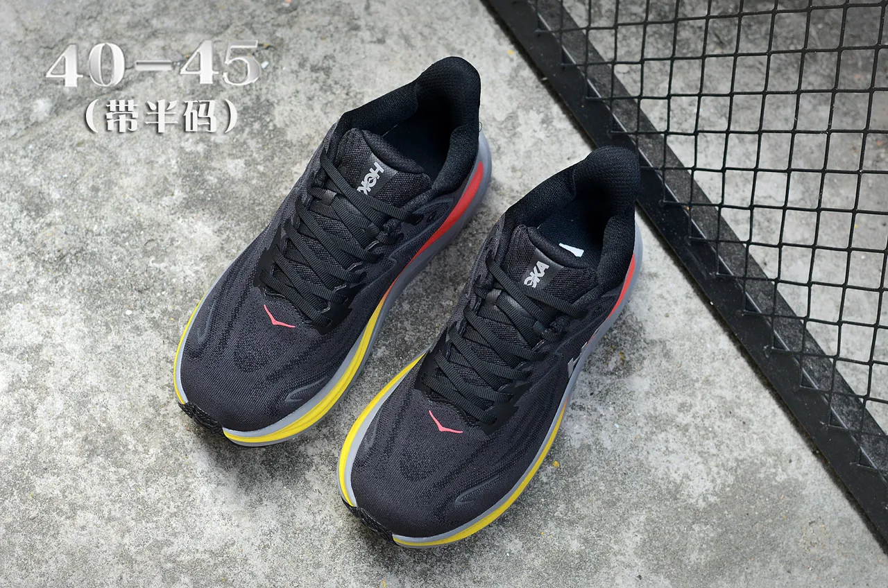 Hoka Tênis de Running Preto e Amarelo com Upper de Knit Ingenieril e Sola de Meio Multicamadas 4