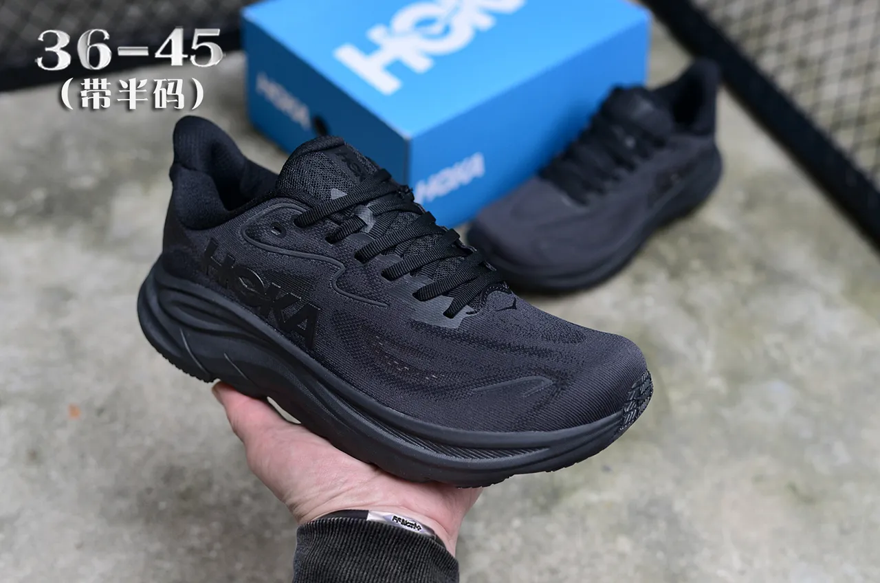 Hoka Clifton Zapatillas de Running Negro Monocromo con Upper de Tejido Knit Engineered 3