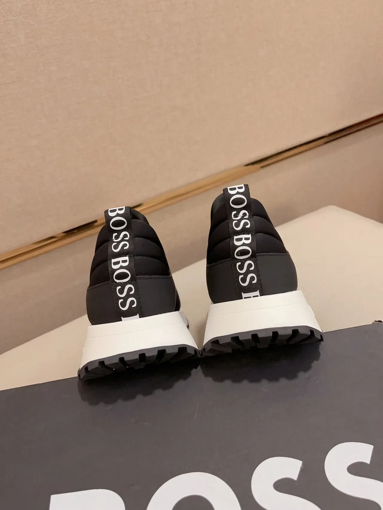 Hugo Boss Black White Slip-On Elastic Strap Lifestyle Sneakers 8