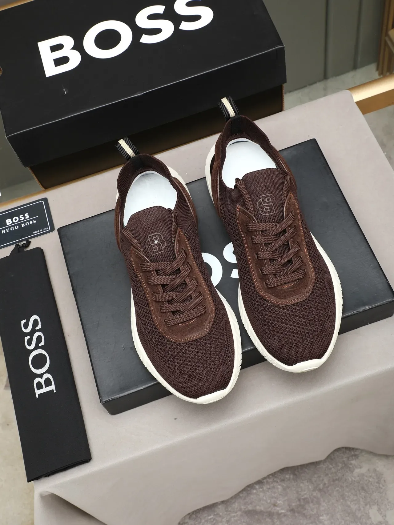 Hugo Boss Sneakers Lifestyle en Tricot et Daim Marron 2