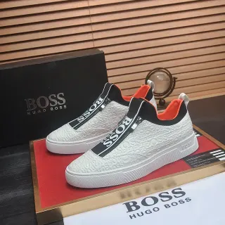 Hugo Boss نقش الشعار المنزلق أحذية نمط الحياة