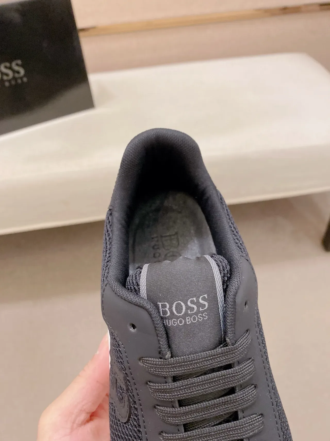 Hugo Boss Track Trainer Zapatillas Lifestyle Negro y Blanco 4