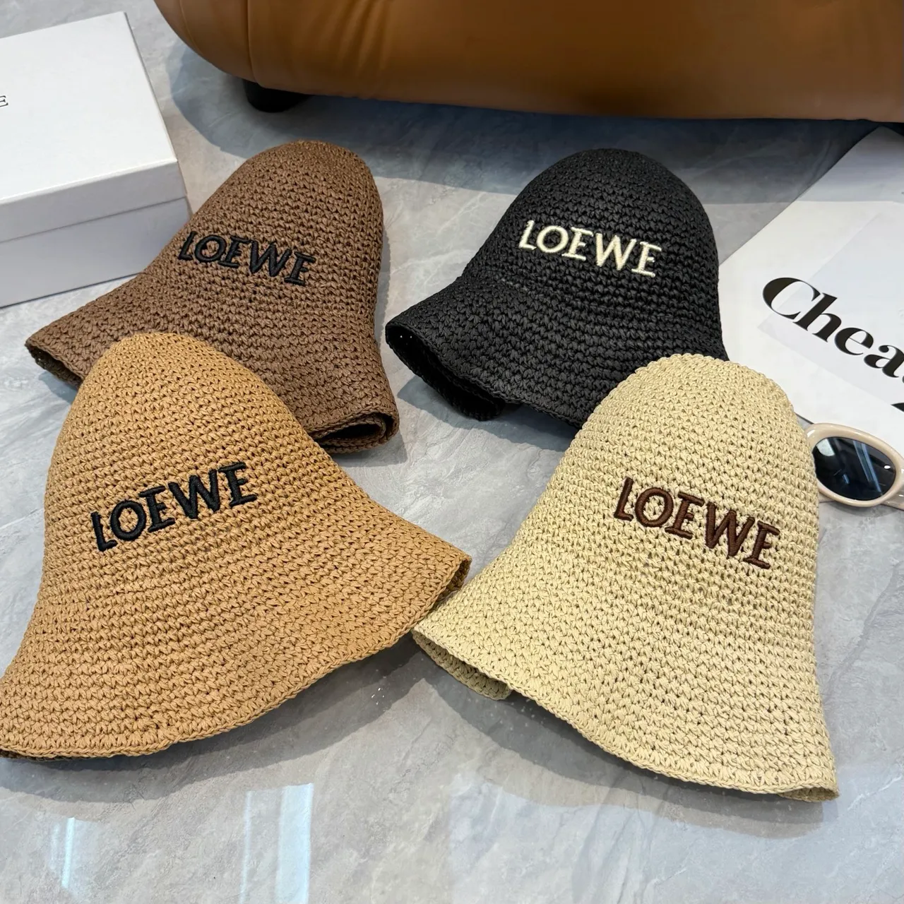 Loeve قبعة سلة مطرزة سوداء منسوجة 2