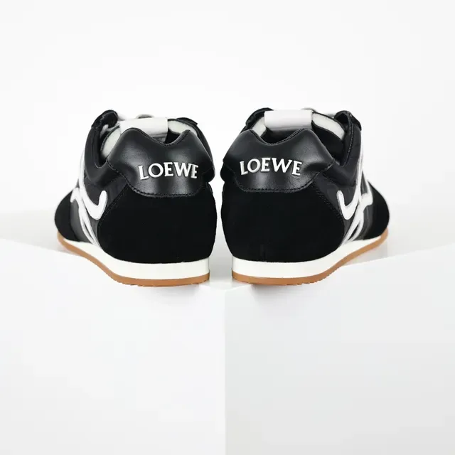 Loewe Flow Runner Black White Gum tênis lifestyle 8