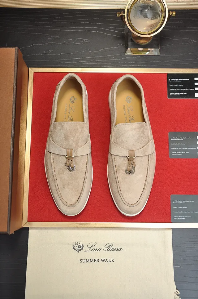 Loro Piana upper daim beige et blanc Buckle Strap Loafer 9