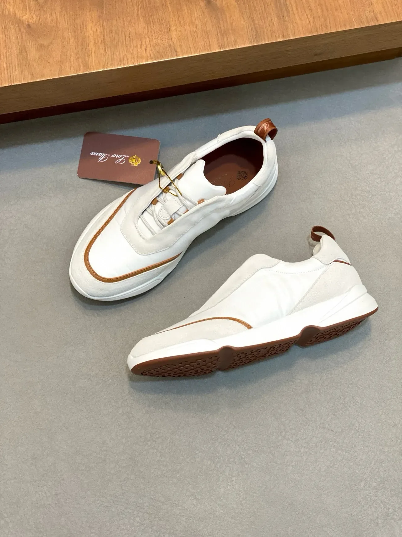 Loro Piana sneakers lifestyle blanc et beige de deux tons 5