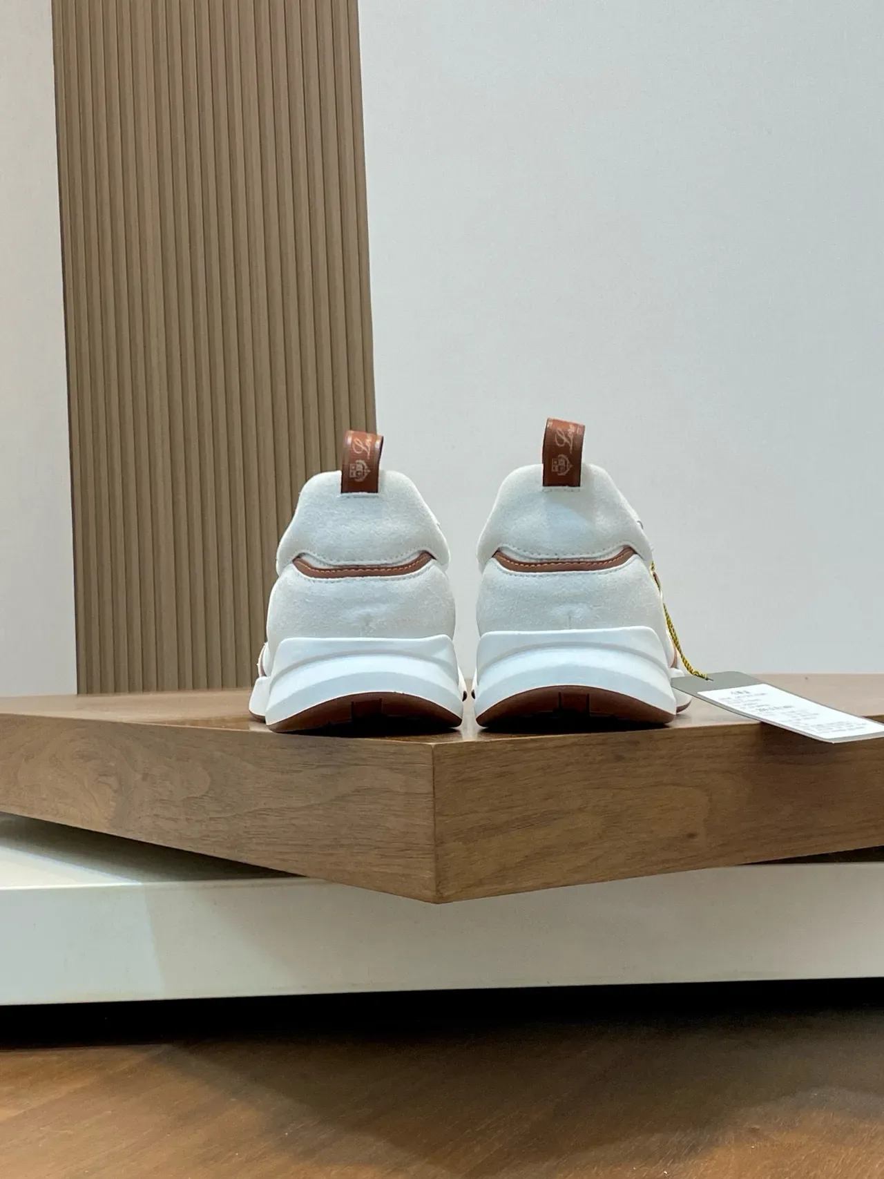 Loro Piana sneakers lifestyle blanc et beige de deux tons 8