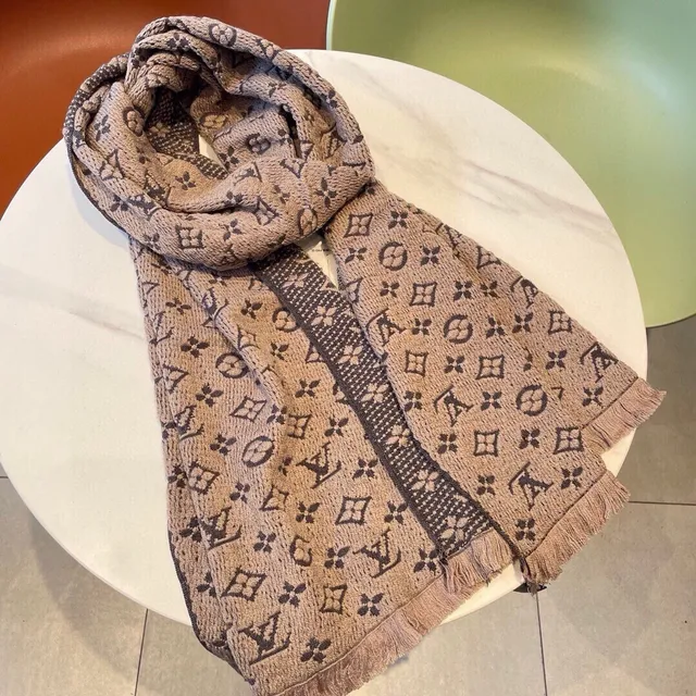 Louis Vuitton Écharpe de Cachemire Beige Gris Monogram Jacquard Tricot Bordures Frangées 7