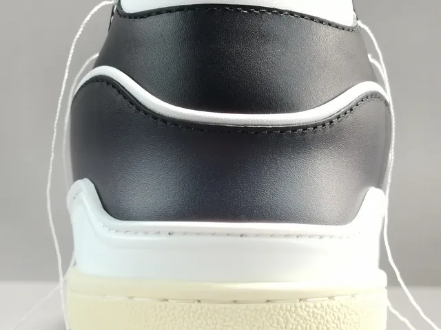 Louis Vuitton Black Blue Layered Leather And Synthetic Upper Cursive Signature Detail Lifestyle Sneakers 10