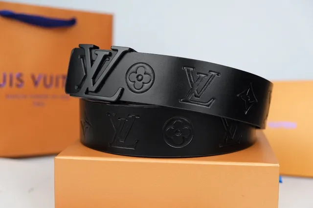 Louis Vuitton Black Embossed Monogram Floral Motif Leather Belt 2