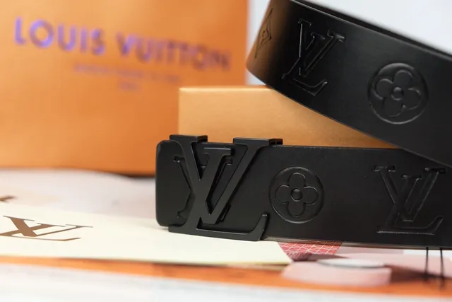 Louis Vuitton Black Embossed Monogram Floral Motif Leather Belt 6