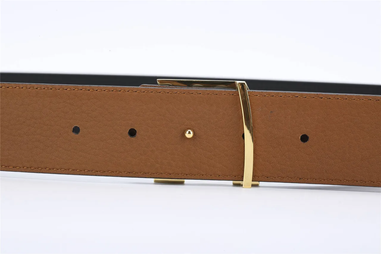 Louis Vuitton Black Gold Pebbled Monogram Buckle Leather Belt 5