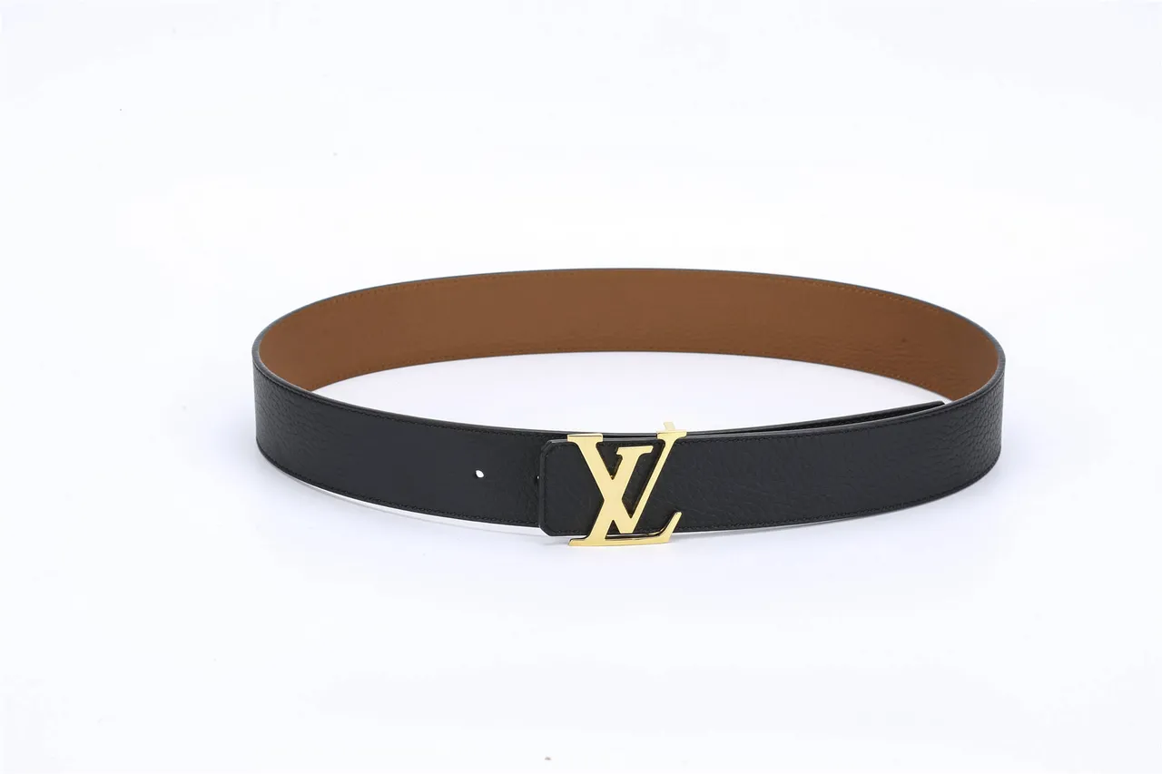 Louis Vuitton Black Gold Pebbled Monogram Buckle Leather Belt 6